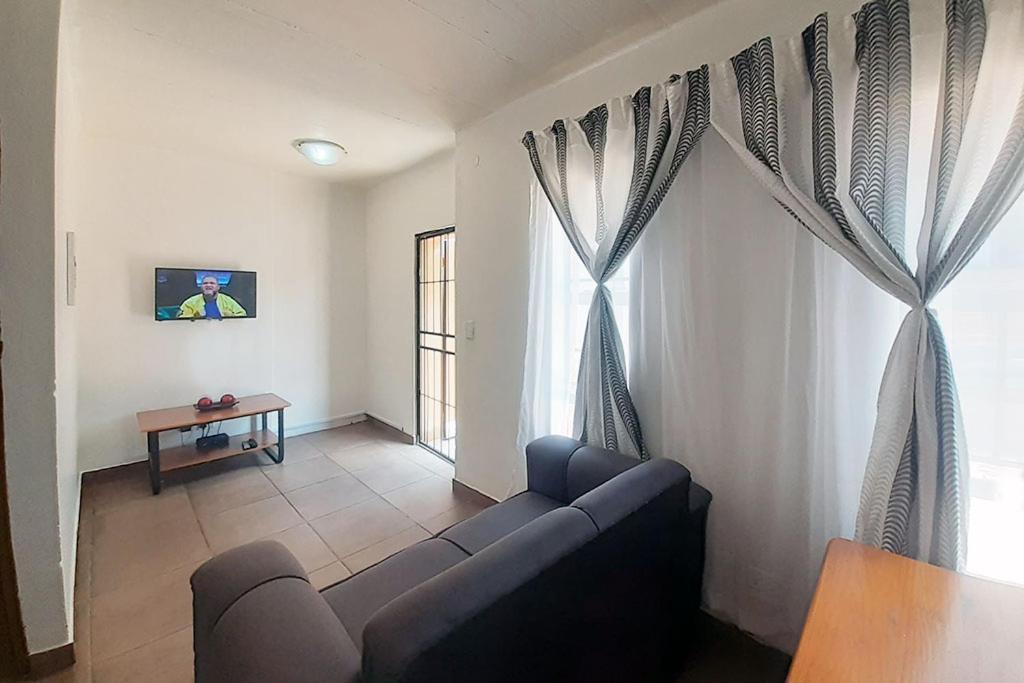 פרטוריה Queens Palace חדר תמונה